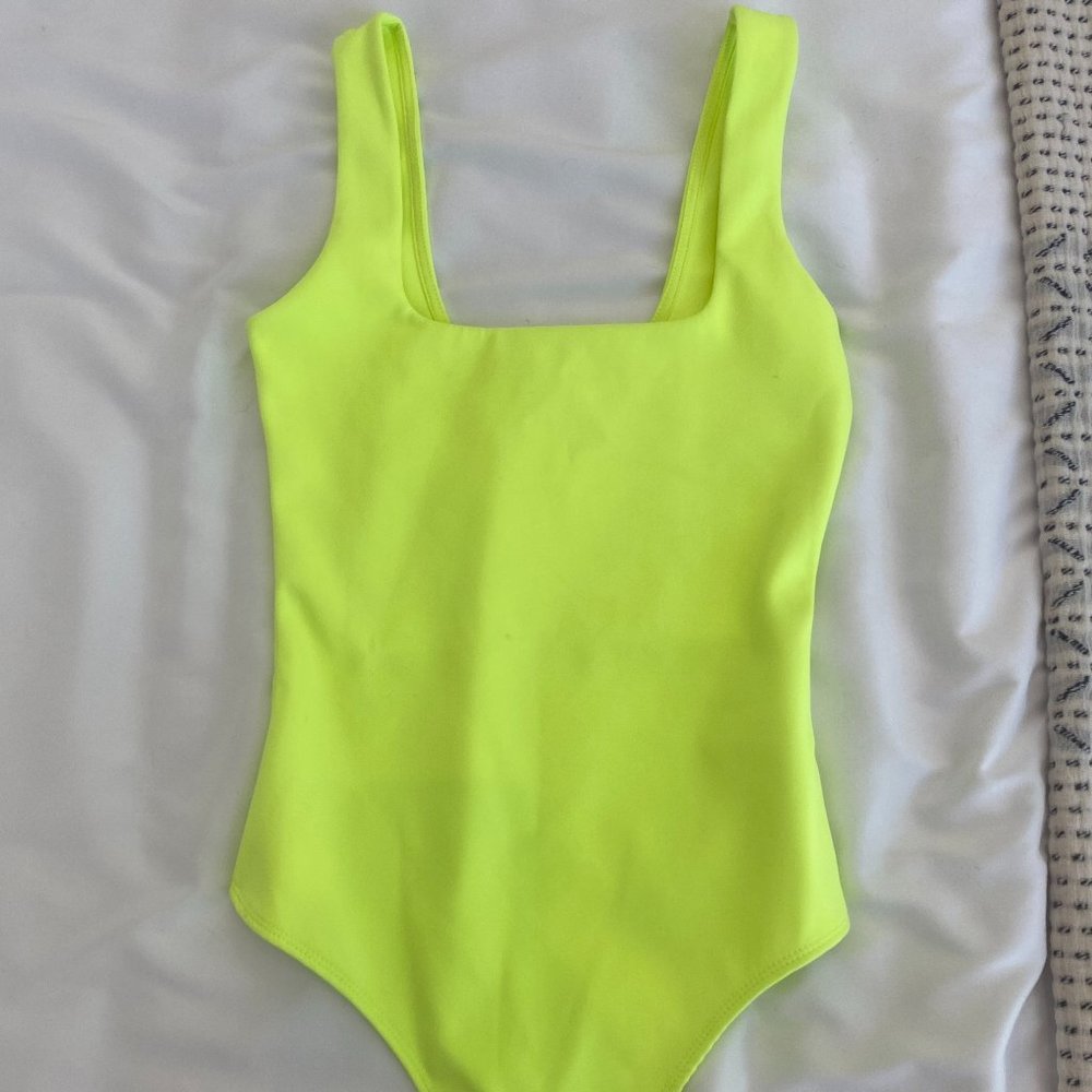 Good American Modern Tank Scuba Bodysuit